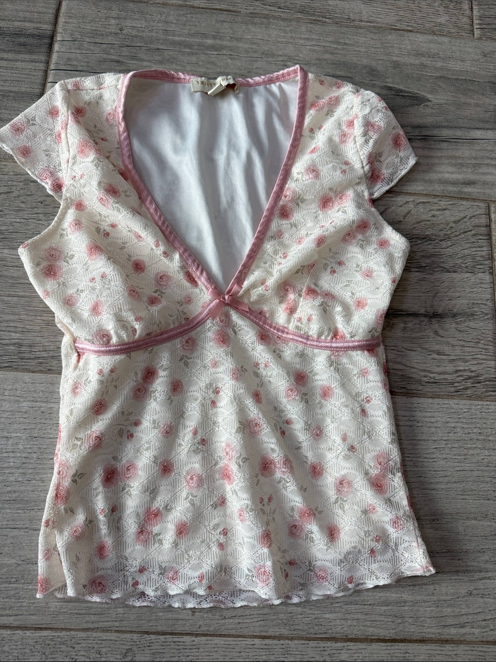 Thirty Thirty Cream Floral Lace V-Neck Blouse with Pink Trim